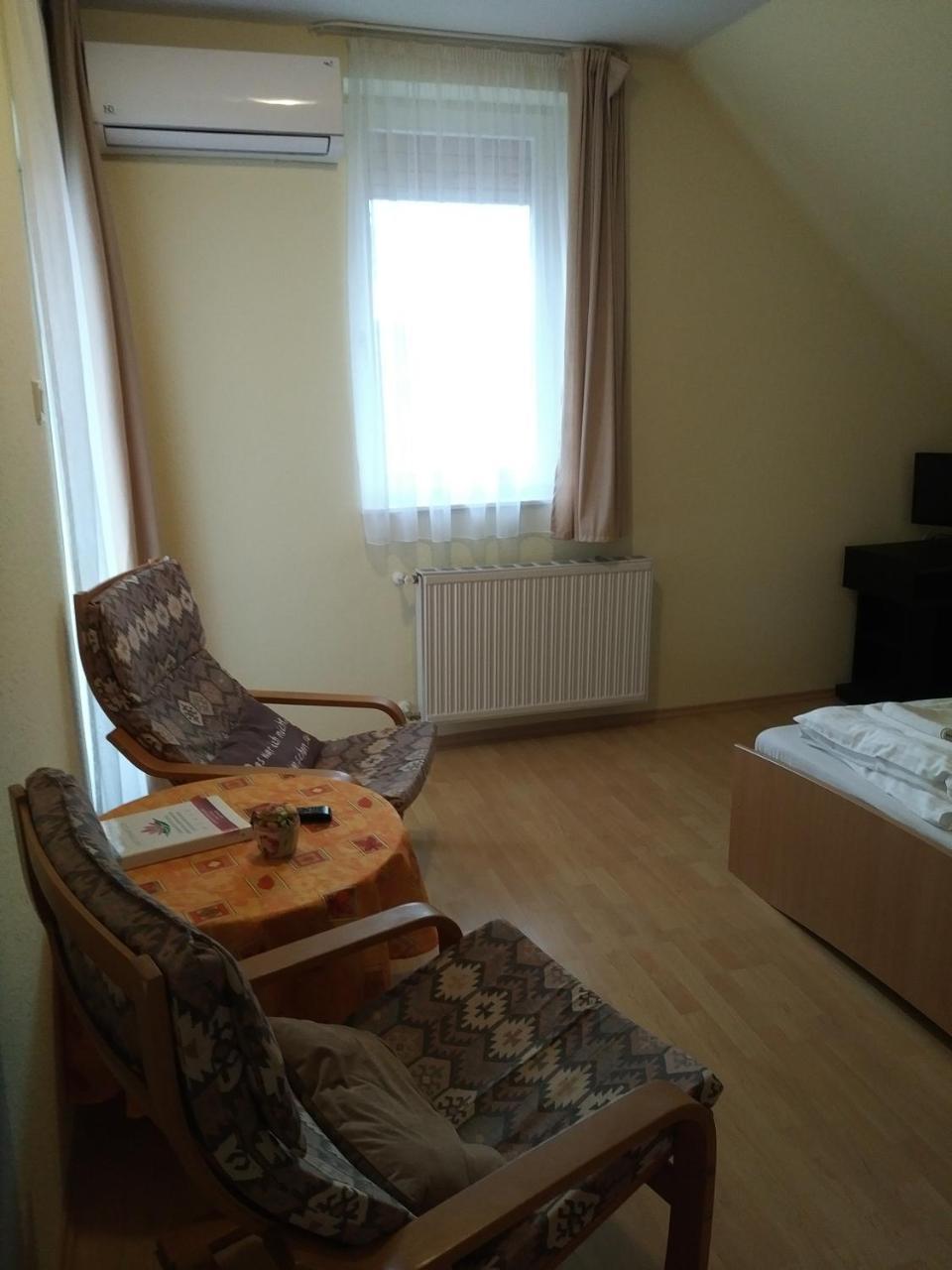 Hévíz Villa Nova מראה חיצוני תמונה